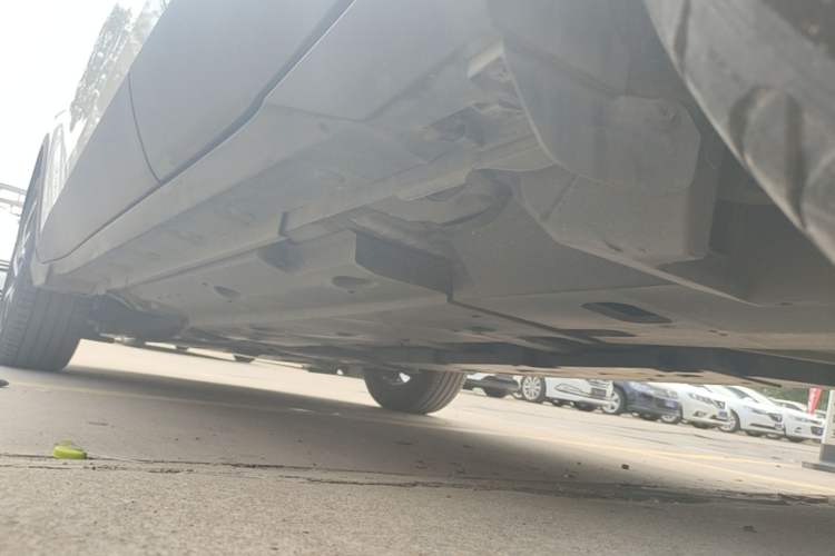Used Toyota C-HR 2018 2.0L Leading Edition China V-standard Left Side Sill