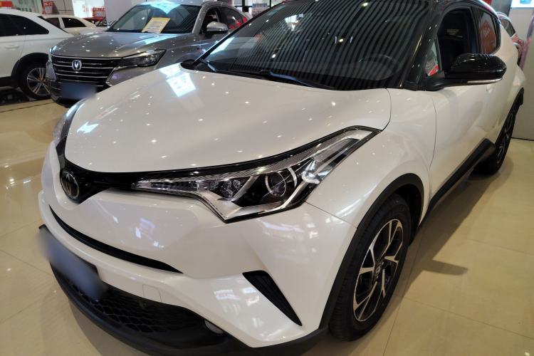 Used Toyota C-HR 2018 2.0L Leading with Sunroof China VI Standard Guazi used car, China used car export, Used car for sale, Used  cars, Cheapest cars for sale