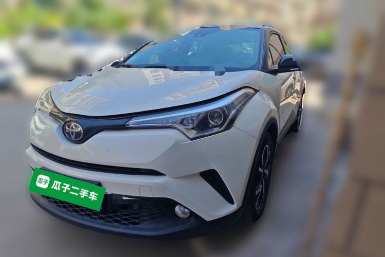 Used Toyota C-HR 2018 2.0L Leading with Sunroof China VI Standard Guazi used car, China used car export, Used car for sale, Used  cars, Cheapest cars for sale