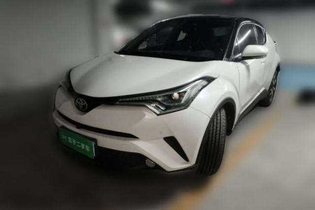 Used Toyota C-HR 2018 2.0L Luxury Sunroof Version China VI Standard