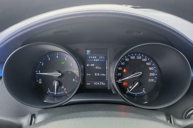 Used Toyota C-HR 2018 2.0L Leading Special Edition China V Standard Odometer Close Up