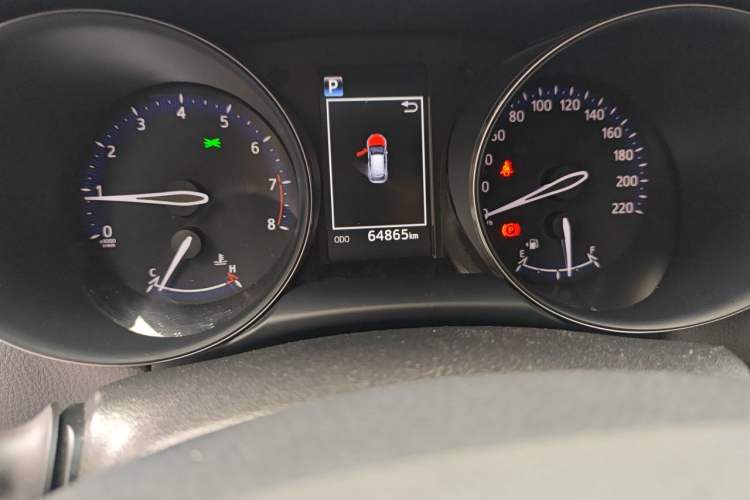 Used Toyota C-HR 2018 2.0L Leading Edition China V-standard Odometer Close Up