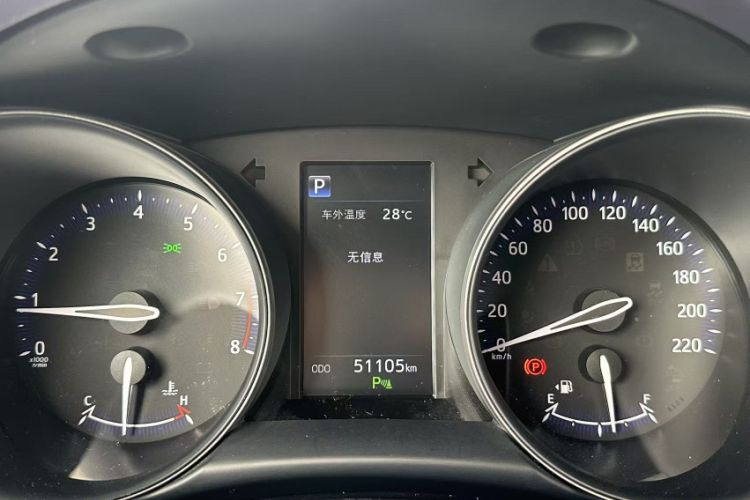 Used Toyota C-HR 2018 2.0L Luxury Edition China V Standard Odometer Close Up