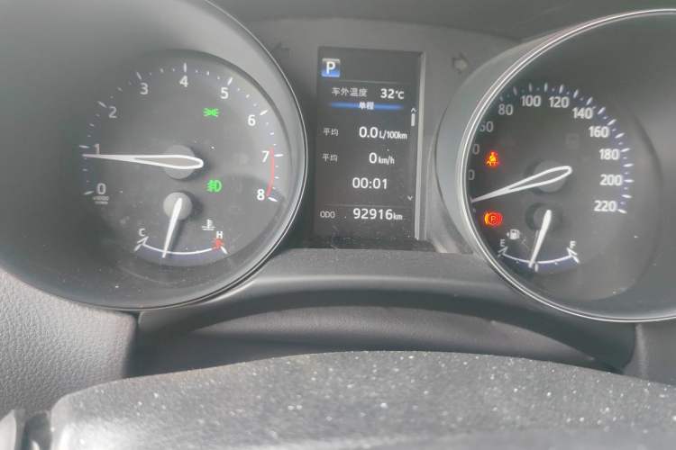 Used Toyota C-HR 2018 2.0L Leading Edition China VI Odometer Close Up