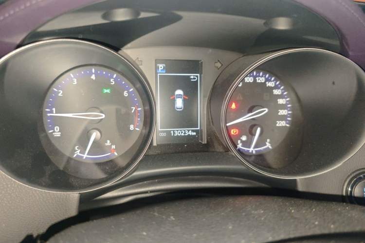 Used Toyota C-HR 2018 2.0L Leading Edition China VI Odometer Close Up