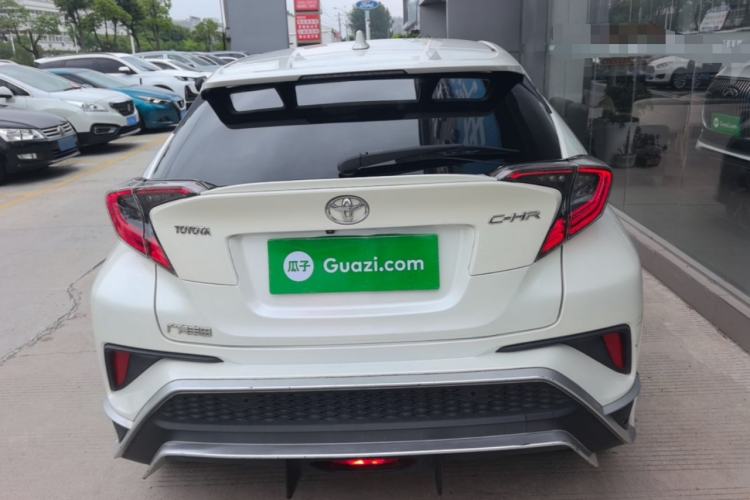 Used Toyota C-HR 2018 2.0L CoolRun Luxury Edition China V Standard Rear