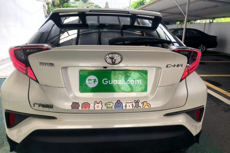 Used Toyota C-HR 2018 2.0L Flagship Sunroof Version China V Standard Rear