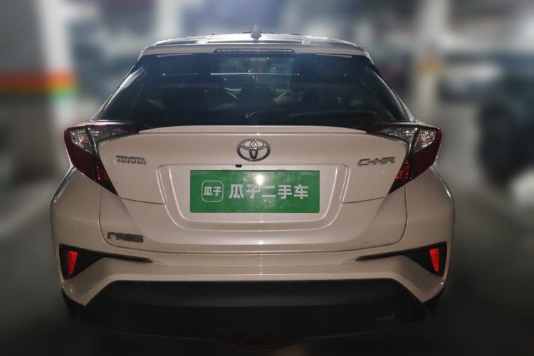 Used Toyota C-HR 2018 2.0L Leading with Sunroof China V Standard Rear