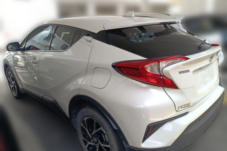Used Toyota C-HR 2018 2.0L Leading Edition China VI Rear Left 45 Deg