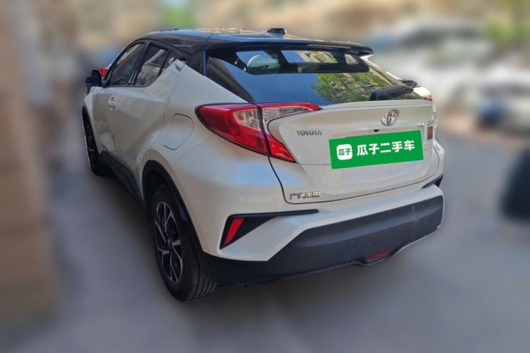 Used Toyota C-HR 2018 2.0L Leading with Sunroof China VI Standard Rear Left 45 Deg