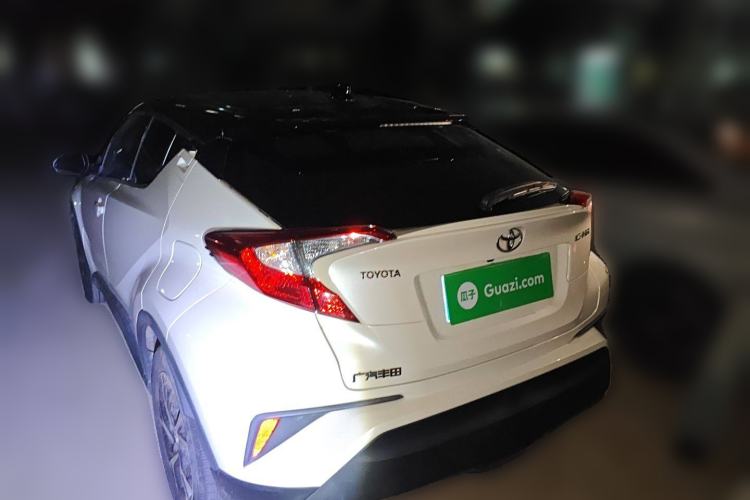 Used Toyota C-HR 2018 2.0L Leading Edition China VI Rear Left 45 Deg
