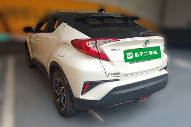 Used Toyota C-HR 2018 2.0L Leading with Sunroof China VI Standard Rear Left 45 Deg