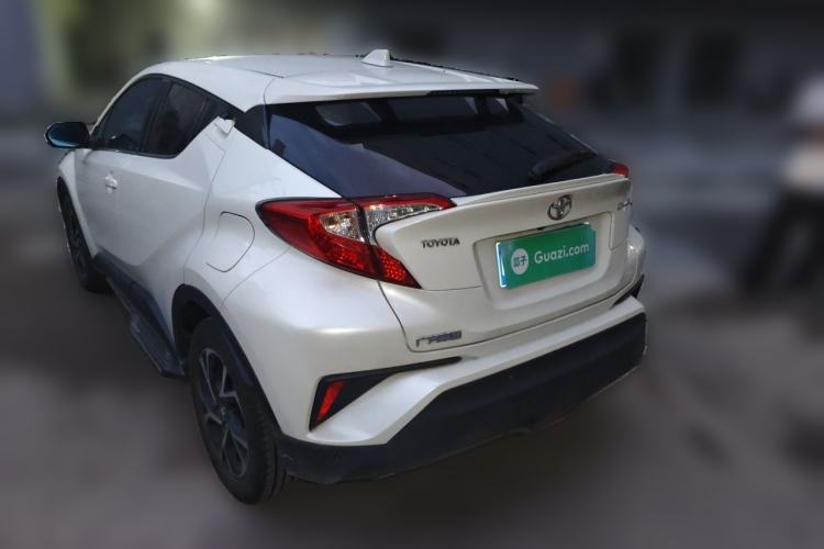 Used Toyota C-HR 2018 2.0L Leading with Sunroof China VI Standard Rear Left 45 Deg