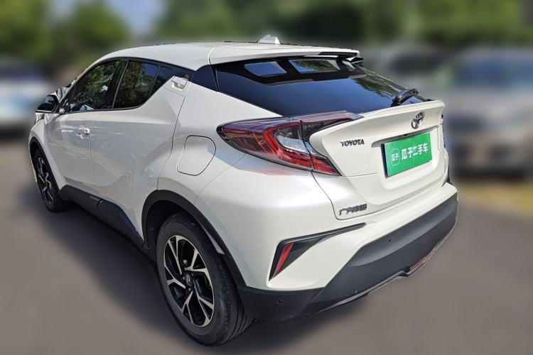 Used Toyota C-HR 2018 2.0L Luxury Sunroof Version China V Emission Standard Rear Left 45 Deg