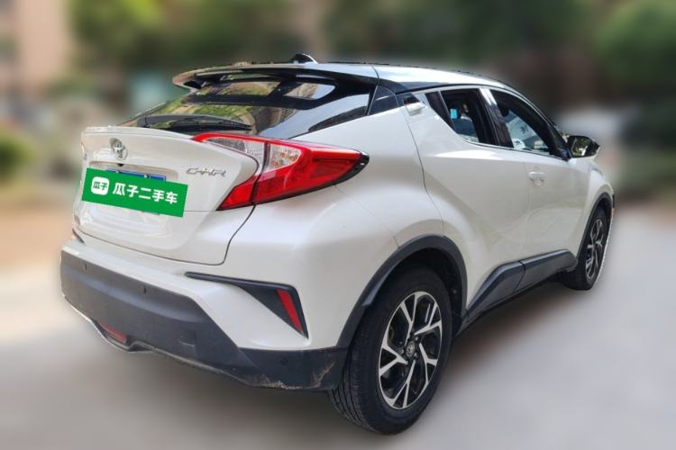 Used Toyota C-HR 2018 2.0L Leading with Sunroof China VI Standard Rear Right 45 Deg