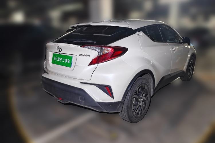 Used Toyota C-HR 2018 2.0L Leading with Sunroof China V Standard Rear Right 45 Deg