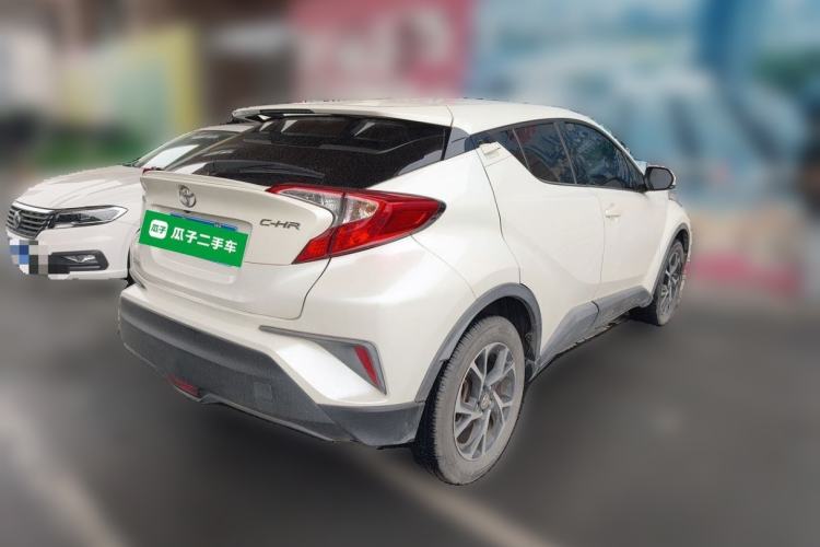 Used Toyota C-HR 2018 2.0L Leading with Sunroof China VI Standard Rear Right 45 Deg