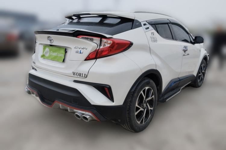 Used Toyota C-HR 2018 2.0L Leading with Sunroof China VI Standard Rear Right 45 Deg