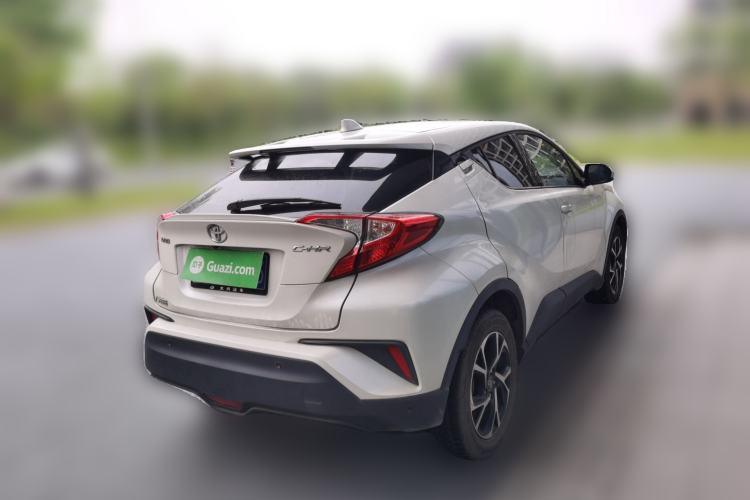 Used Toyota C-HR 2018 2.0L Leading with Sunroof China VI Standard Rear Right 45 Deg
