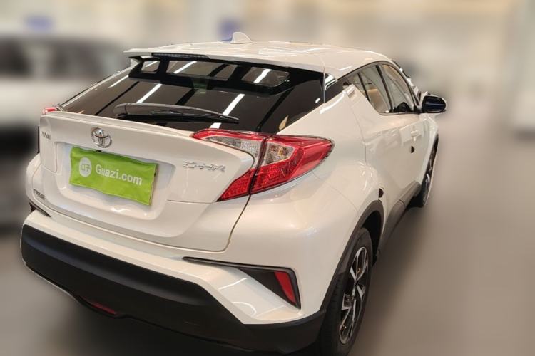Used Toyota C-HR 2018 2.0L Leading with Sunroof China VI Standard Rear Right 45 Deg