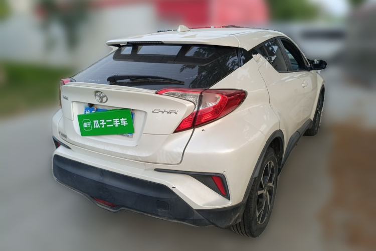Used Toyota C-HR 2018 2.0L Leading with Sunroof China V Standard Rear Right 45 Deg