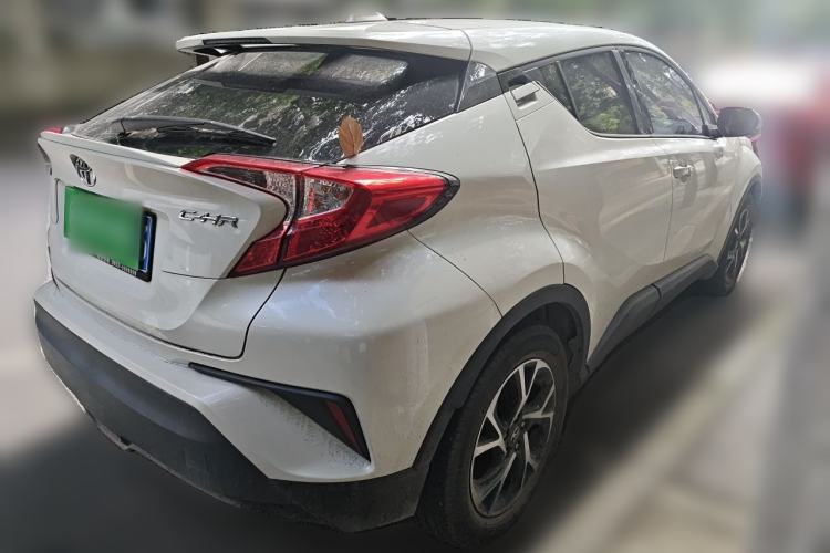 Used Toyota C-HR 2018 2.0L Leading with Sunroof China VI Standard Rear Right 45 Deg
