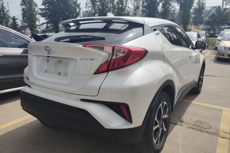 Used Toyota C-HR 2018 2.0L Leading Edition China V-standard Rear Right 45 Deg