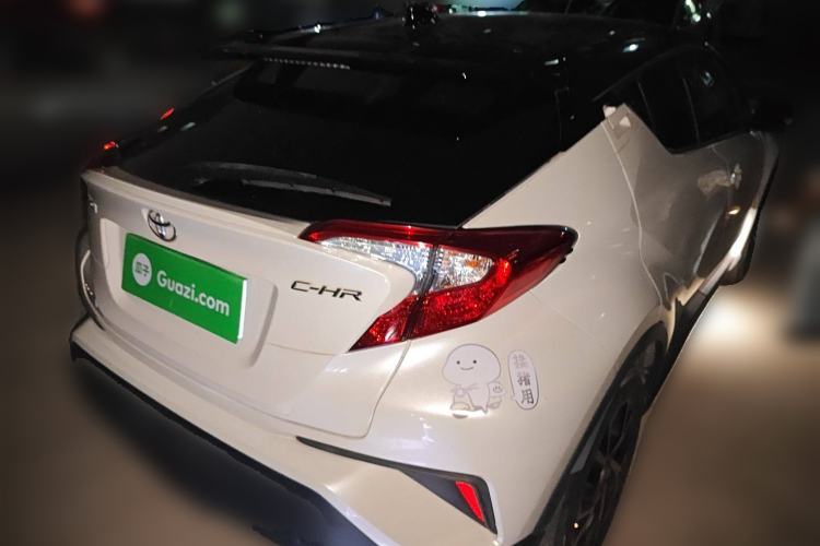 Used Toyota C-HR 2018 2.0L Leading Edition China VI Rear Right 45 Deg