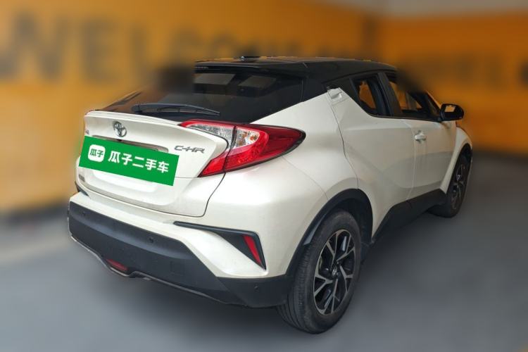 Used Toyota C-HR 2018 2.0L Leading with Sunroof China VI Standard Rear Right 45 Deg