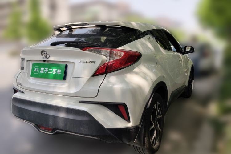 Used Toyota C-HR 2018 2.0L Leading Edition China V-standard Rear Right 45 Deg