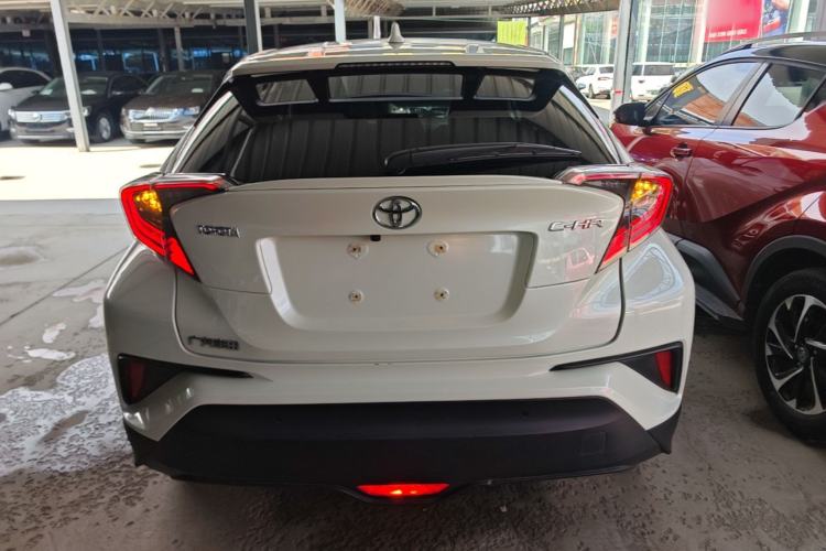 Used Toyota C-HR 2018 2.0L Luxury Edition China V Standard Rear