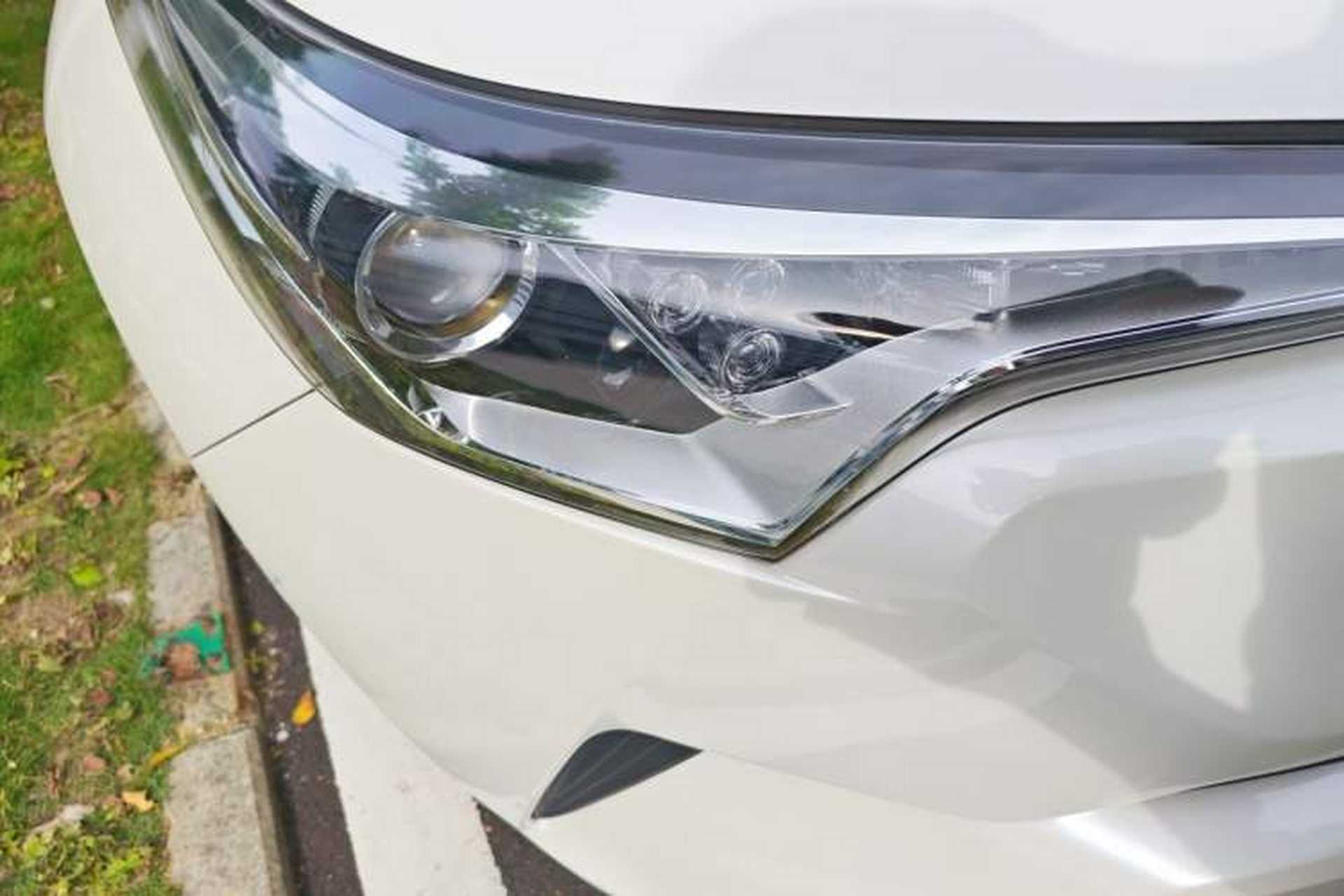 Used Toyota C-HR 2018 2.0L Leading Edition China V-standard Right Front Headlight