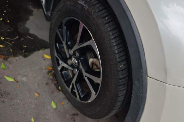 Used Toyota C-HR 2018 2.0L Leading Edition China V-standard Right Front Wheel Hub