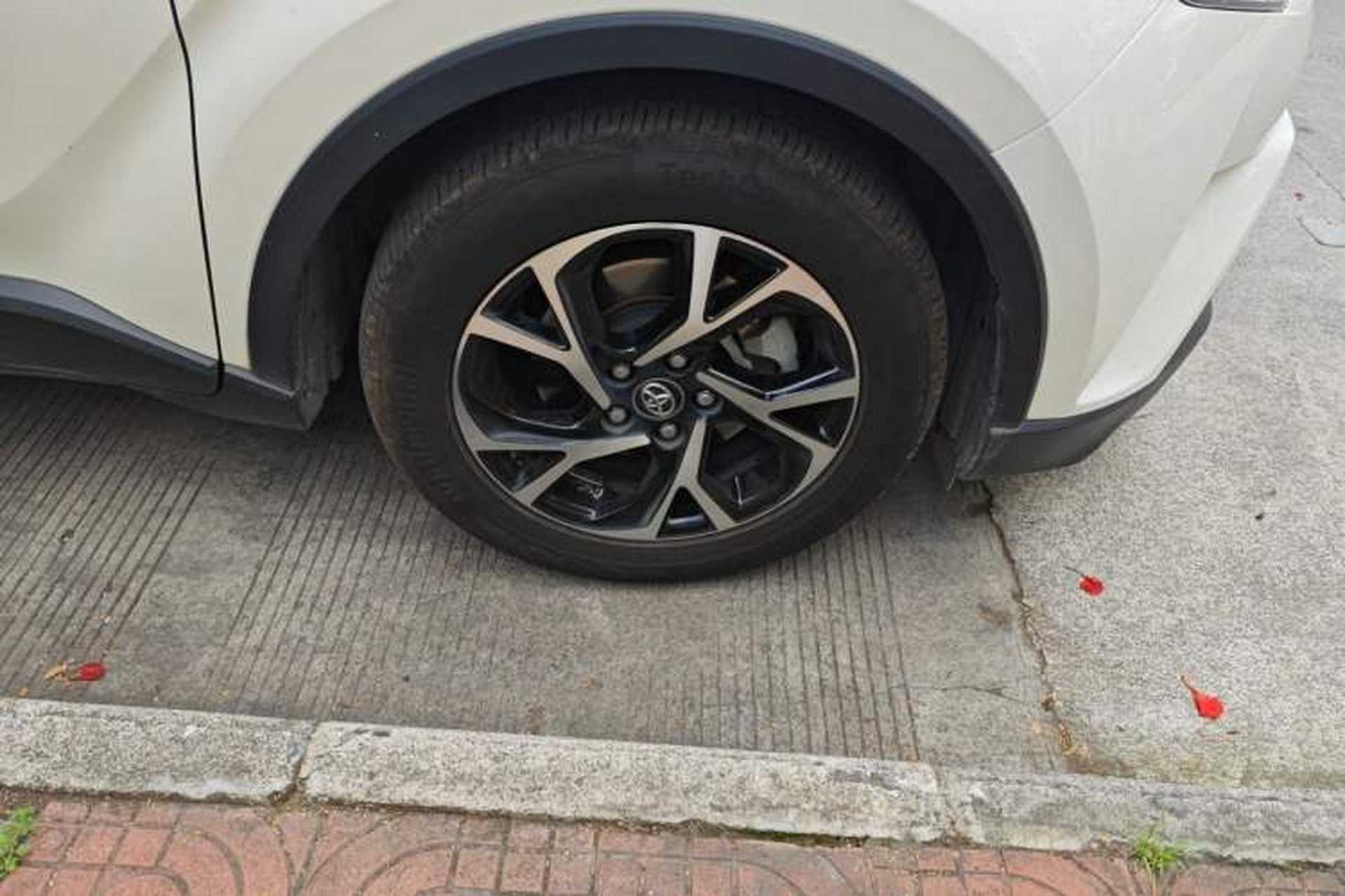 Used Toyota C-HR 2018 2.0L Leading Edition China V-standard Right Front Wheel Hub