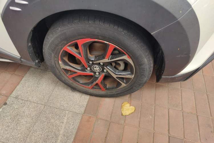 Used Toyota C-HR 2018 2.0L Coolway Leading Edition China V Standard Right Front Wheel Hub