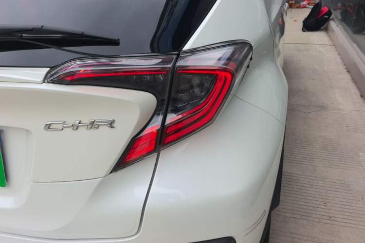 Used Toyota C-HR 2018 2.0L CoolRun Luxury Edition China V Standard Right Rear Taillight