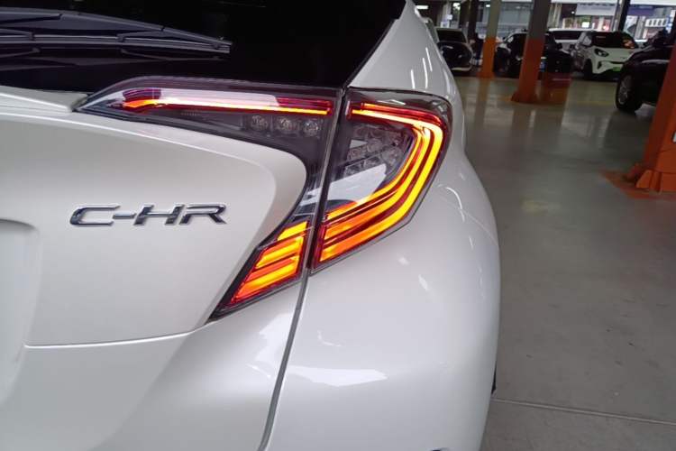 Used Toyota C-HR 2018 2.0L Flagship Version China V Standard Right Rear Taillight