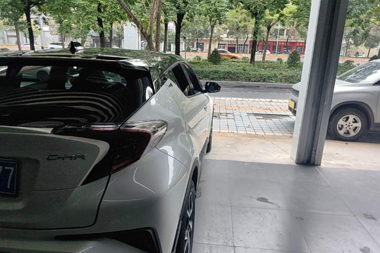 Used Toyota C-HR 2018 2.0L Flagship Version China V Standard Right Rear Taillight