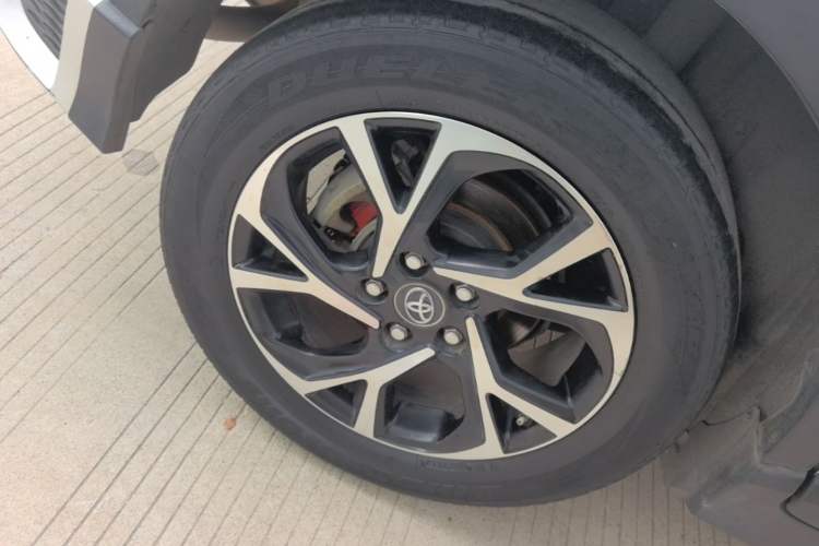 Used Toyota C-HR 2018 2.0L CoolRun Luxury Edition China V Standard Right Rear Wheel Hub