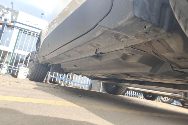 Used Toyota C-HR 2018 2.0L Leading Edition China V-standard Right Side Sill