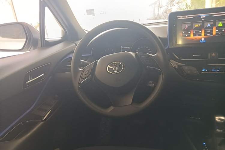Used Toyota C-HR 2018 2.0L Leading Edition China VI Steering Wheel