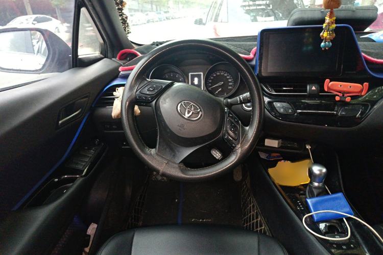 Used Toyota C-HR 2018 2.0L Coolway Leading Edition China V Standard Steering Wheel