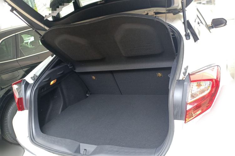 Used Toyota C-HR 2018 2.0L Leading Edition China VI Trunk