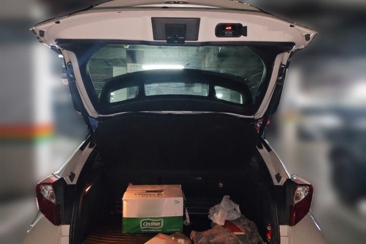 Used Toyota C-HR 2018 2.0L Leading with Sunroof China V Standard Trunk