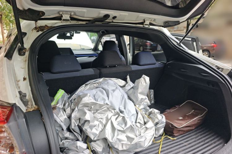 Used Toyota C-HR 2018 2.0L Leading with Sunroof China VI Standard Trunk