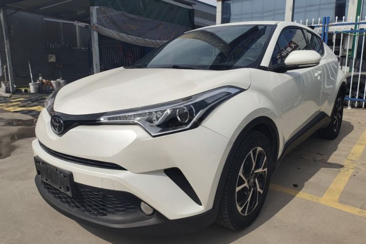 Ojetý Toyota C-HR 2018 2.0L Leading Edition China V-standard Guazi used car, China used car export, Used car for sale, Used  cars, Cheapest cars for sale
