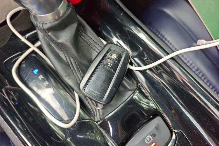 Used Toyota C-HR 2018 2.0L Leading Edition China V-standard Vehicle Key