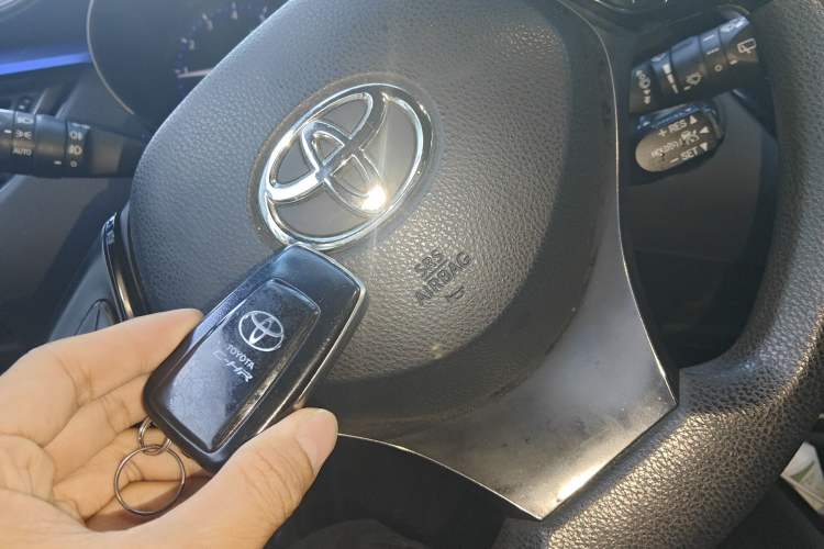 Used Toyota C-HR 2018 2.0L Leading Edition China V-standard Vehicle Key