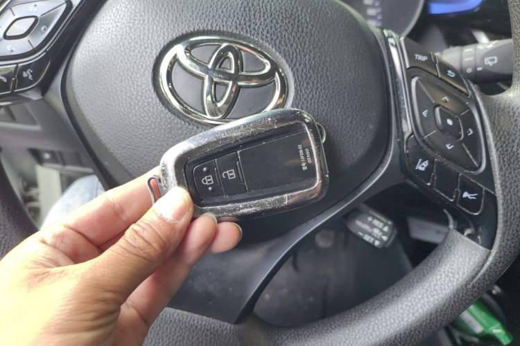 Used Toyota C-HR 2018 2.0L Leading Edition China V-standard Vehicle Key