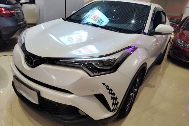 Used Toyota C-HR 2018 2.0L Luxury Sunroof Version China V Emission Standard